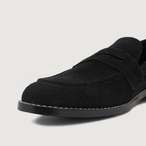 Men's Suede Shoes: Classic Loafers And Penny